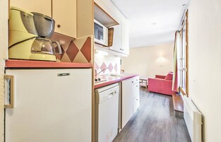 Select Studio 4 persons | Private kitchen | Fridge, microwave, stovetop, dishwasher