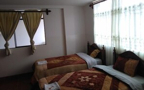 Double Room | Desk, iron/ironing board, rollaway beds, free WiFi