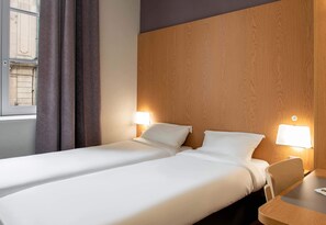 Twin Room, Non Smoking | Desk, soundproofing, free cots/infant beds, free WiFi - B&B HOTEL Castres Centre Gambetta (Castres)