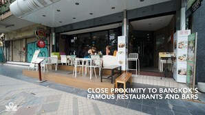 Property entrance - ZEN Rooms Silom 12 (Bangkok)
