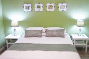 Standard-talo, 6 makuuhuonetta | 6 makuuhuonetta, työpöytä, silitysrauta/-lauta, ilmainen Wi-Fi