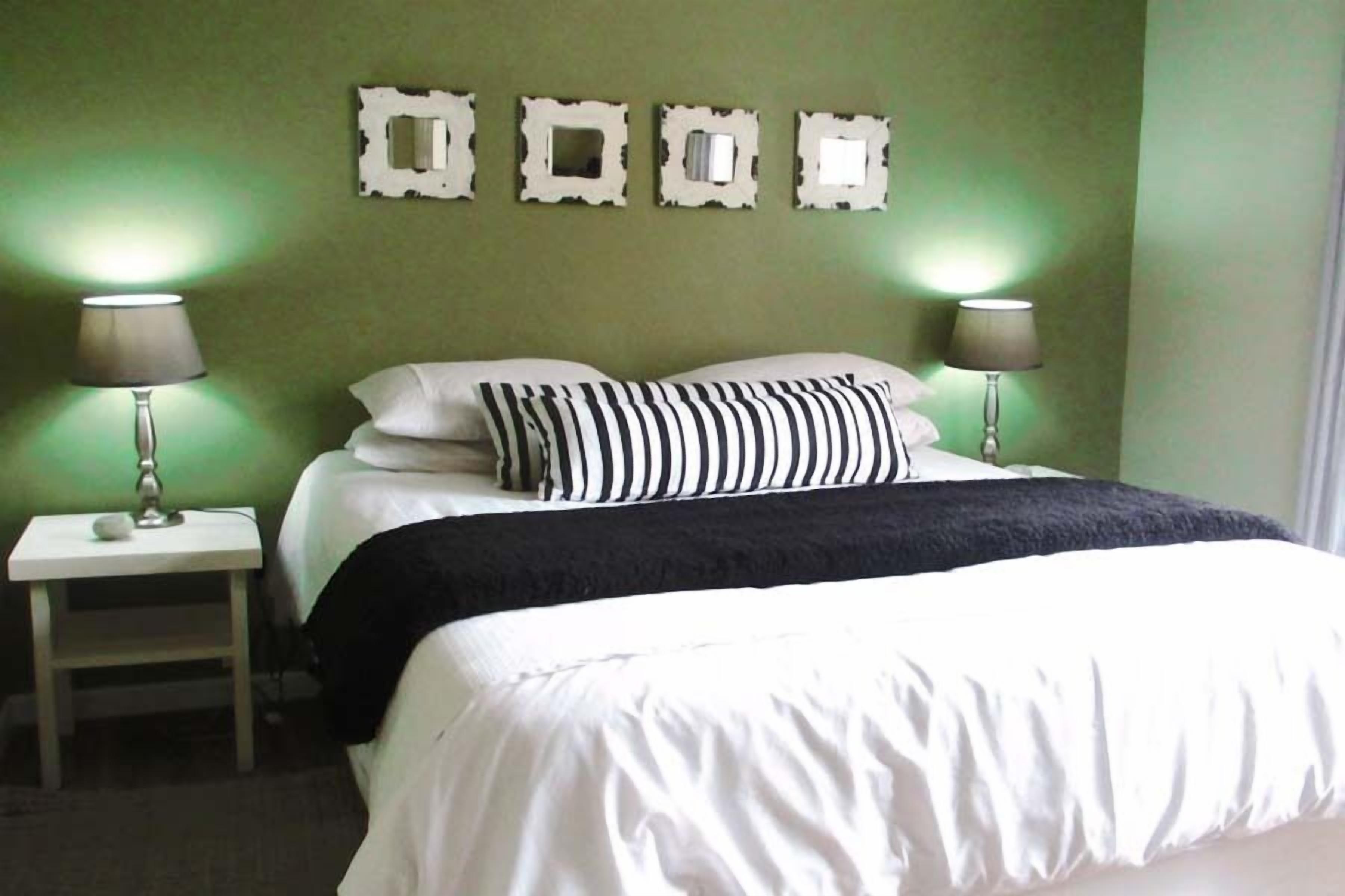 Self-Catering House  | 6 bedrooms, desk, iron/ironing board, free WiFi