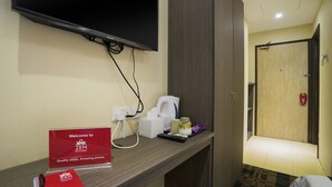 Unclassified image, 2 of 29, button - ZEN Rooms Basic Bendemeer (Singapore)