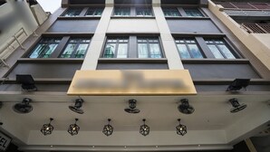 Unclassified image, 5 of 29, button - ZEN Rooms Basic Bendemeer (Singapore)
