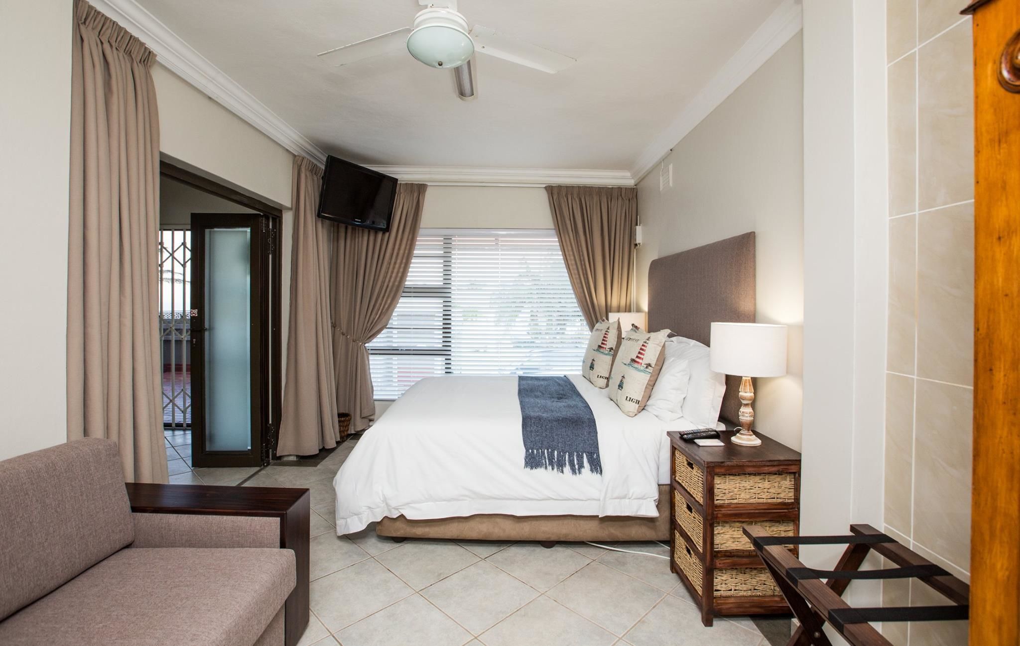 1 bedroom, in-room safe, iron/ironing board, free WiFi