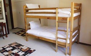Unit 4 - Four sleeper | Escrivaninha, Wi-Fi de cortesia, roupa de cama