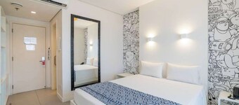 Golden Tower Maracanaú by Fênix Hotéis