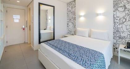 Golden Tower Maracanaú by Fênix Hotéis