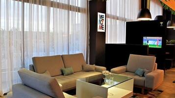 تلفزيون، وحدة شحن آي بود