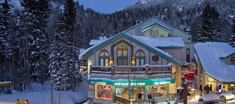 Alpine Village Suites