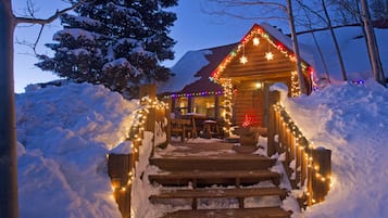 Premier chalet, 4 slaapkamers, uitzicht op gebergte | Terras