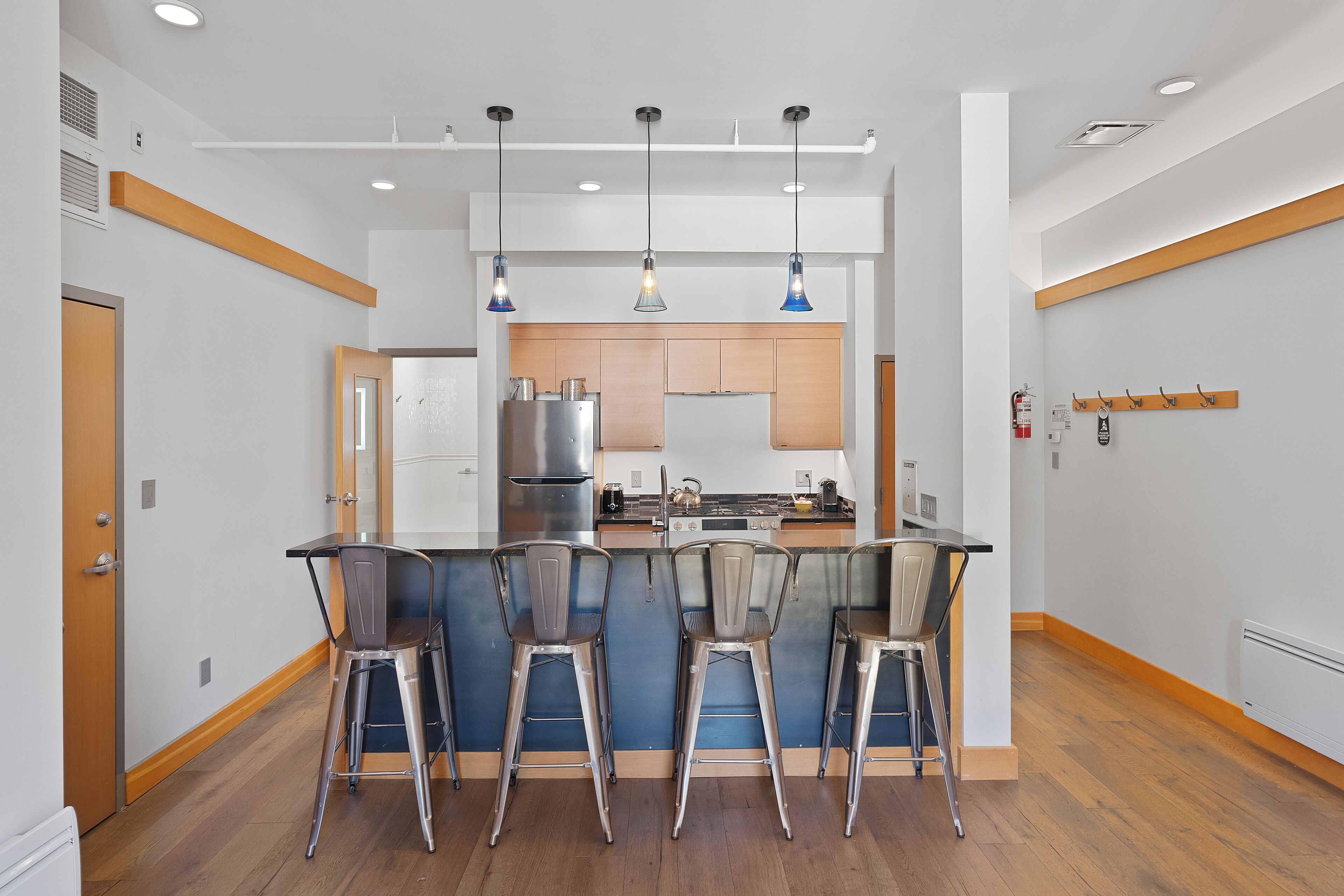 king suite  | private kitchen | microwave, coffee/tea maker, electric kettle