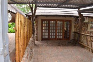 Stoep At Steenbok str unit 3  | Terrace/patio - The Stoep Cafe (Nkomazi)