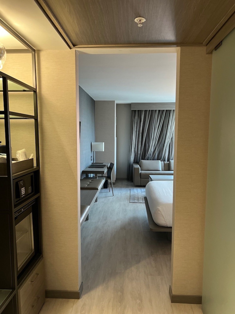 AC Hotel Des Moines East Village by null