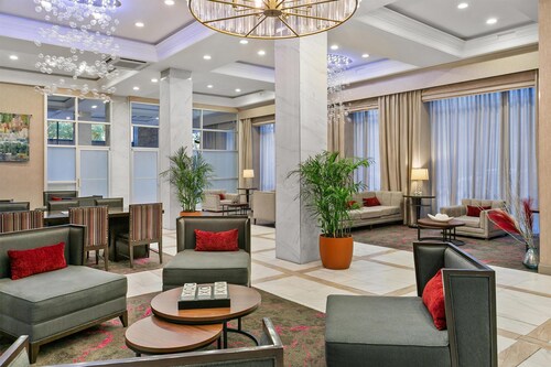 Sonesta Hotel Baltimore Inner Harbor