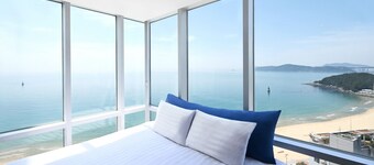 Kolon Seacloud Hotel