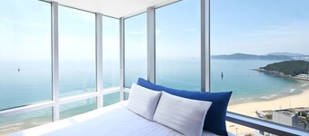 Kolon Seacloud Hotel