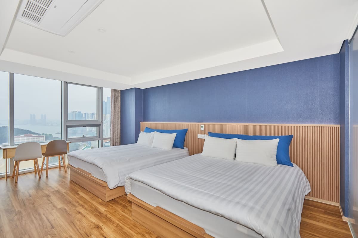 In-room safe, desk, free WiFi, bed sheets