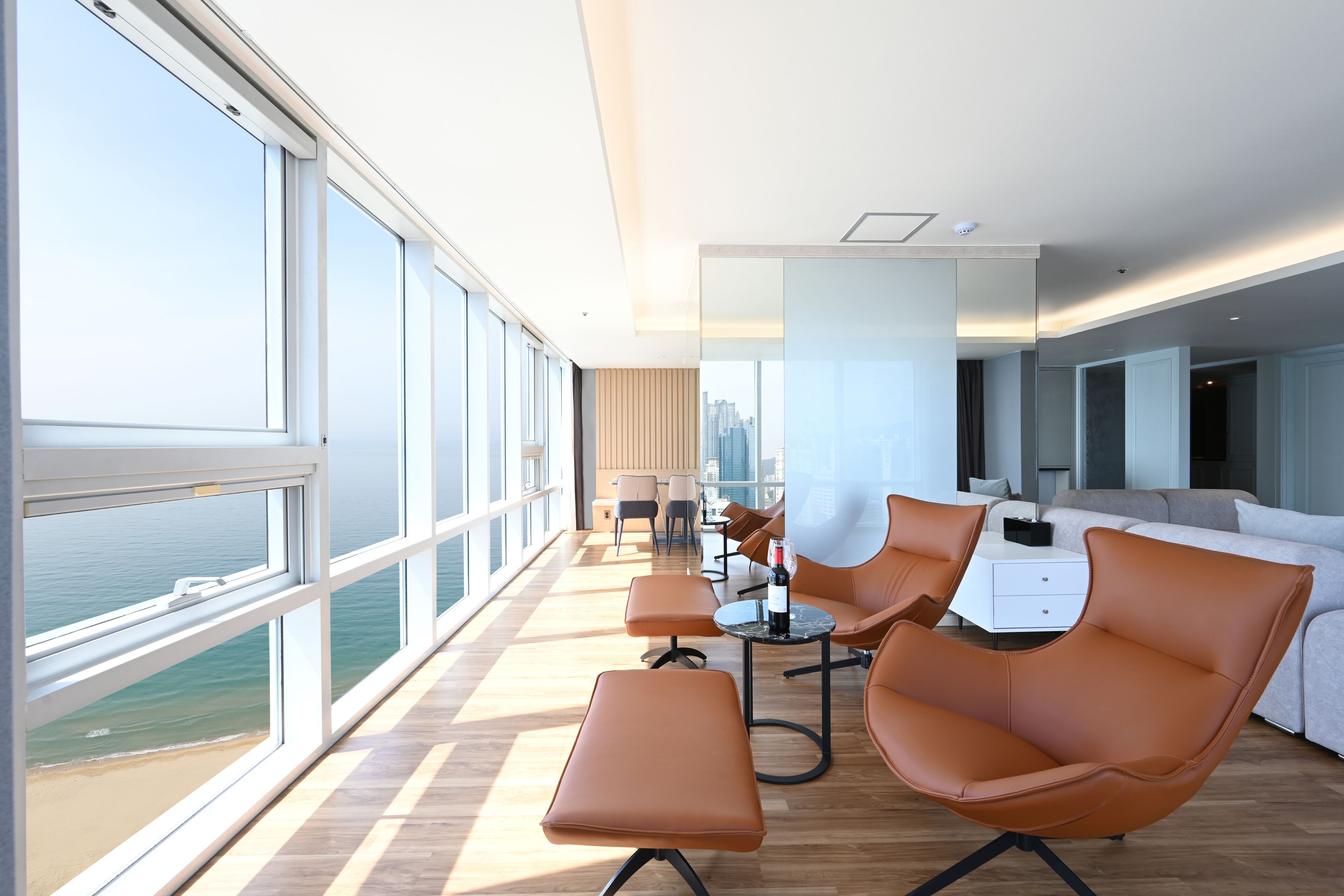 24-inch LCD TV with digital channels, TV