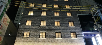 Bricks Hotel
