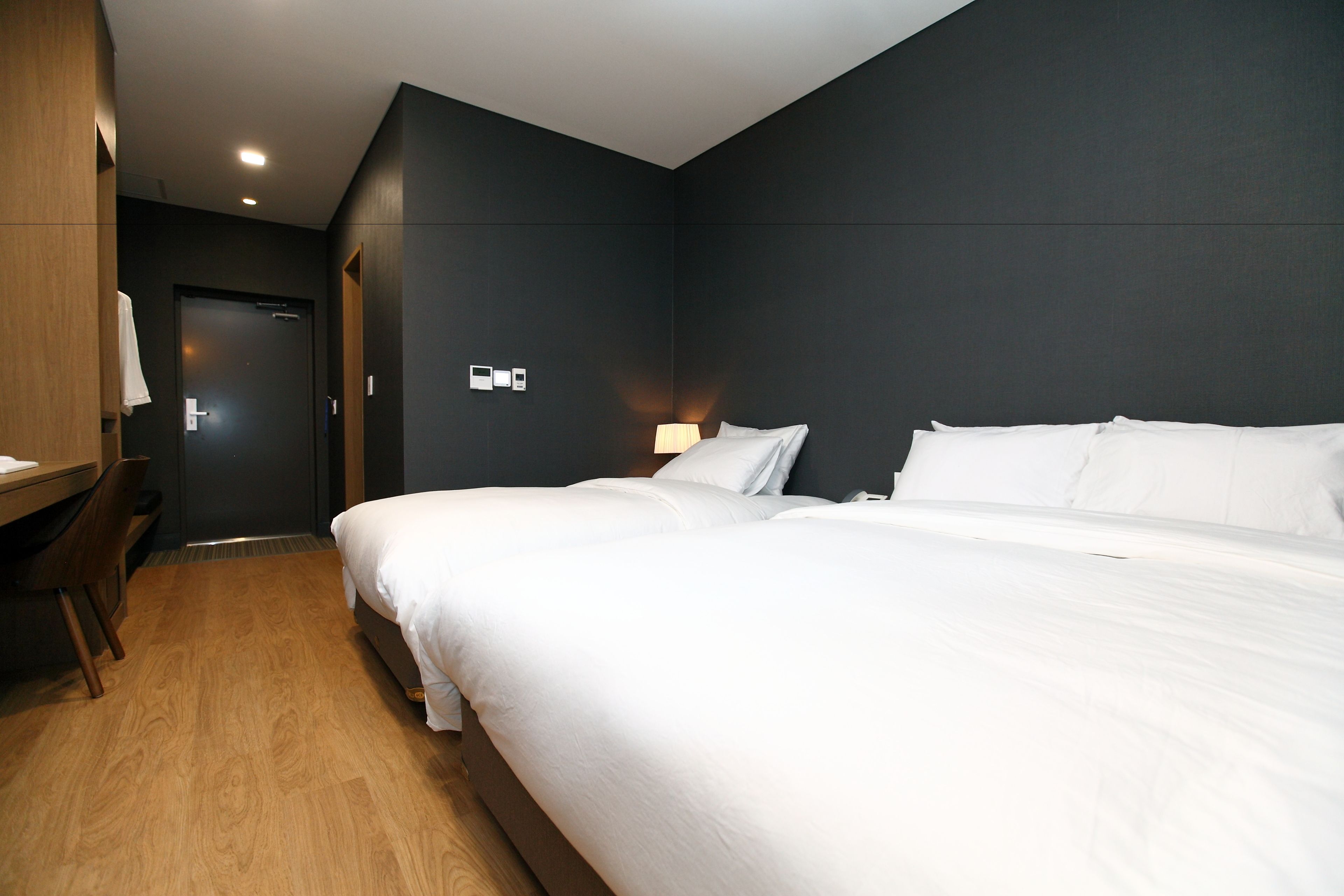 deluxe double room | in-room safe, blackout curtains, soundproofing, free wifi