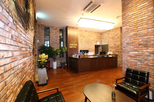 Lobby - Bricks Hotel (Seoul)