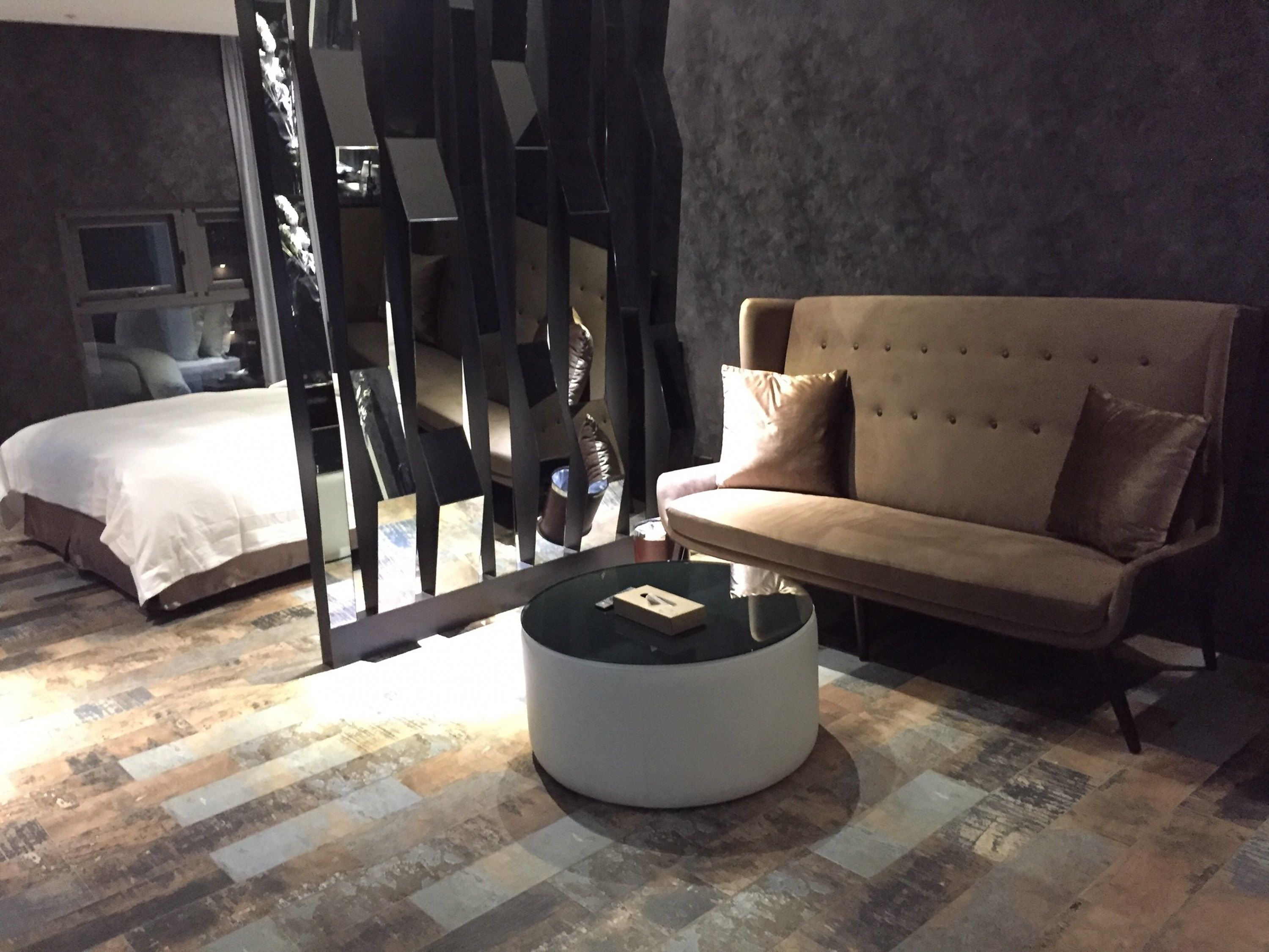 taitanium suite | desk, iron/ironing board, free wifi