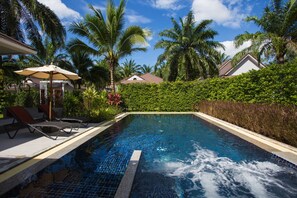 Kolam renang terbuka 
