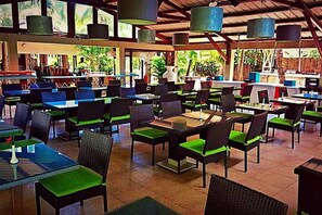 Frühstück, Mittagessen, Abendessen, internationale Küche 