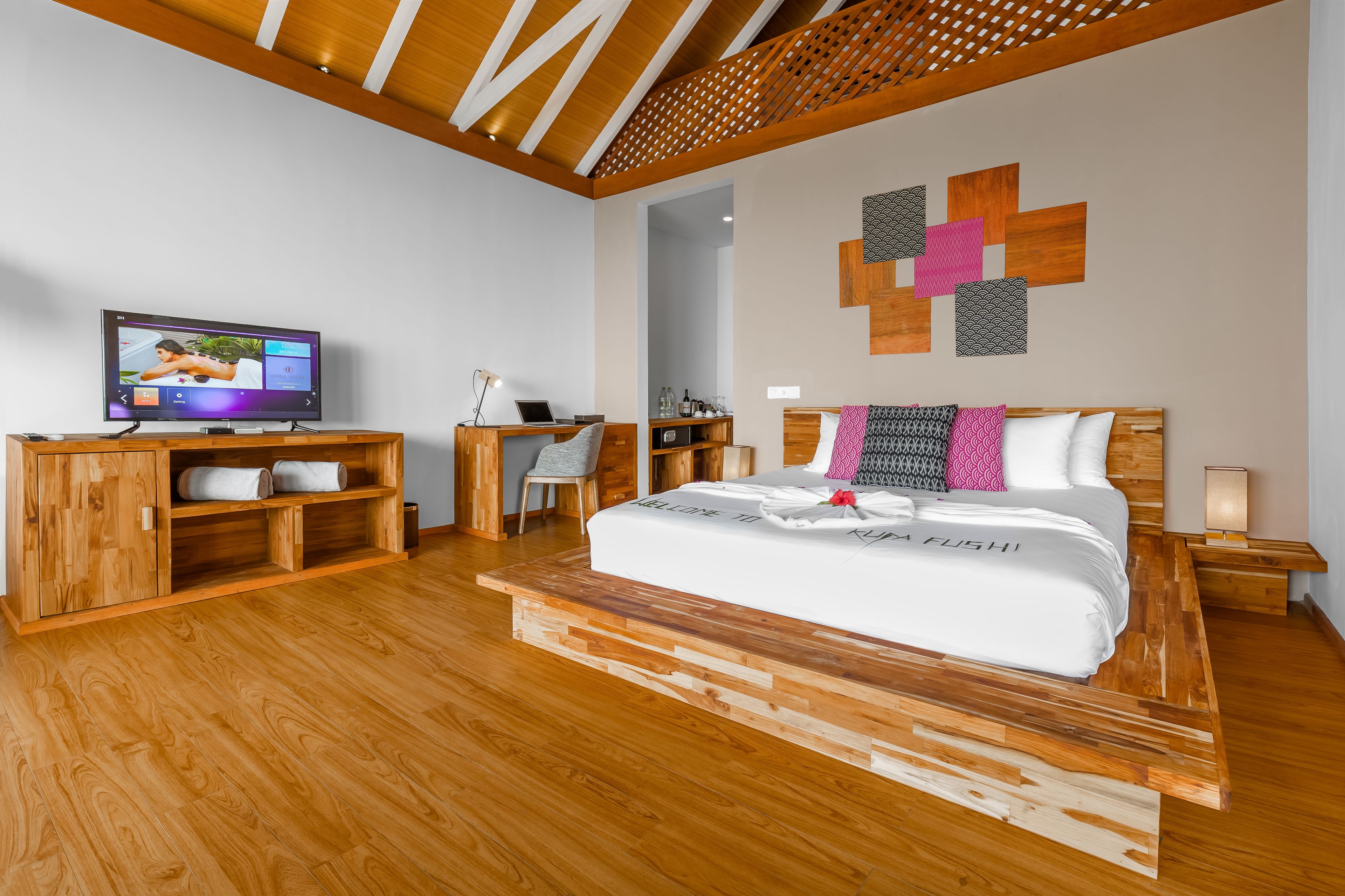 beach villa with pool | premium bedding, pillow-top beds, minibar, in-room safe