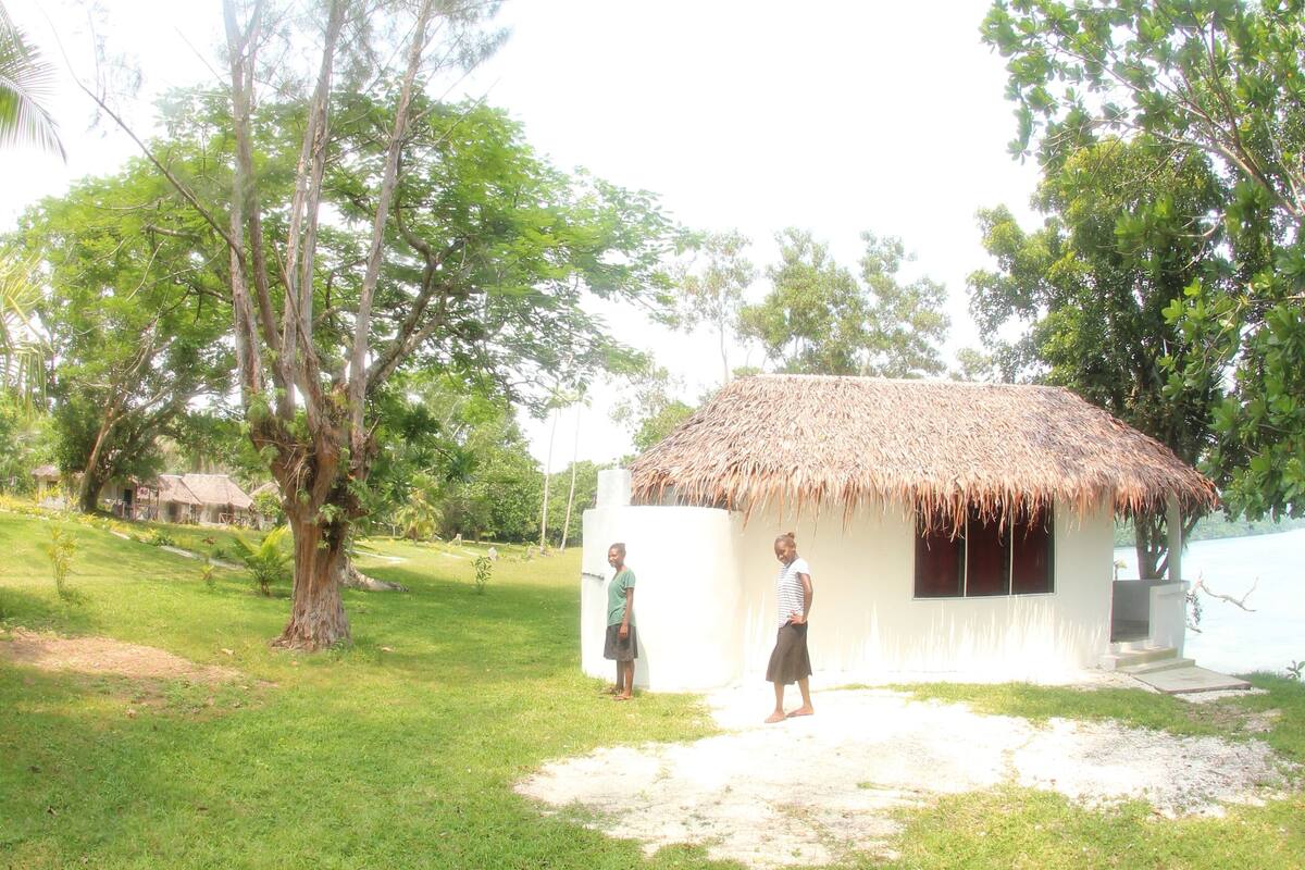 Bungalow Deluxe, 1 cama de matrimonio, vistas a la playa | Escritorio