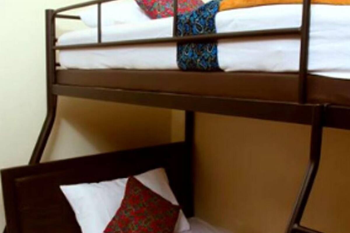 Rum (Bunk Bed) | Unika möbler och skrivbord