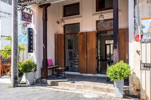 住宿正面