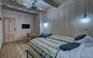 Dreibettzimmer (201745966) | Bügeleisen/Bügelbrett, kostenlose Babybetten, kostenloses WLAN