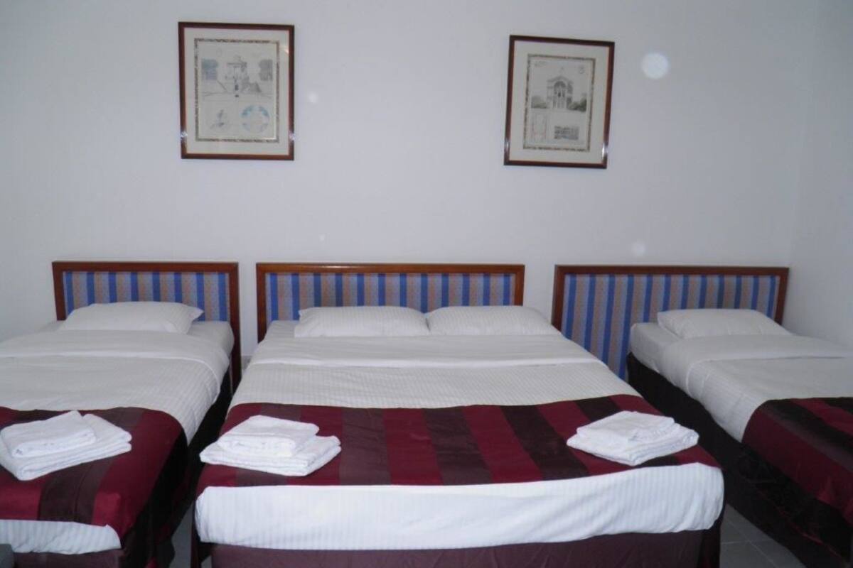 Desk, iron/ironing board, cribs (surcharge), rollaway beds (surcharge)