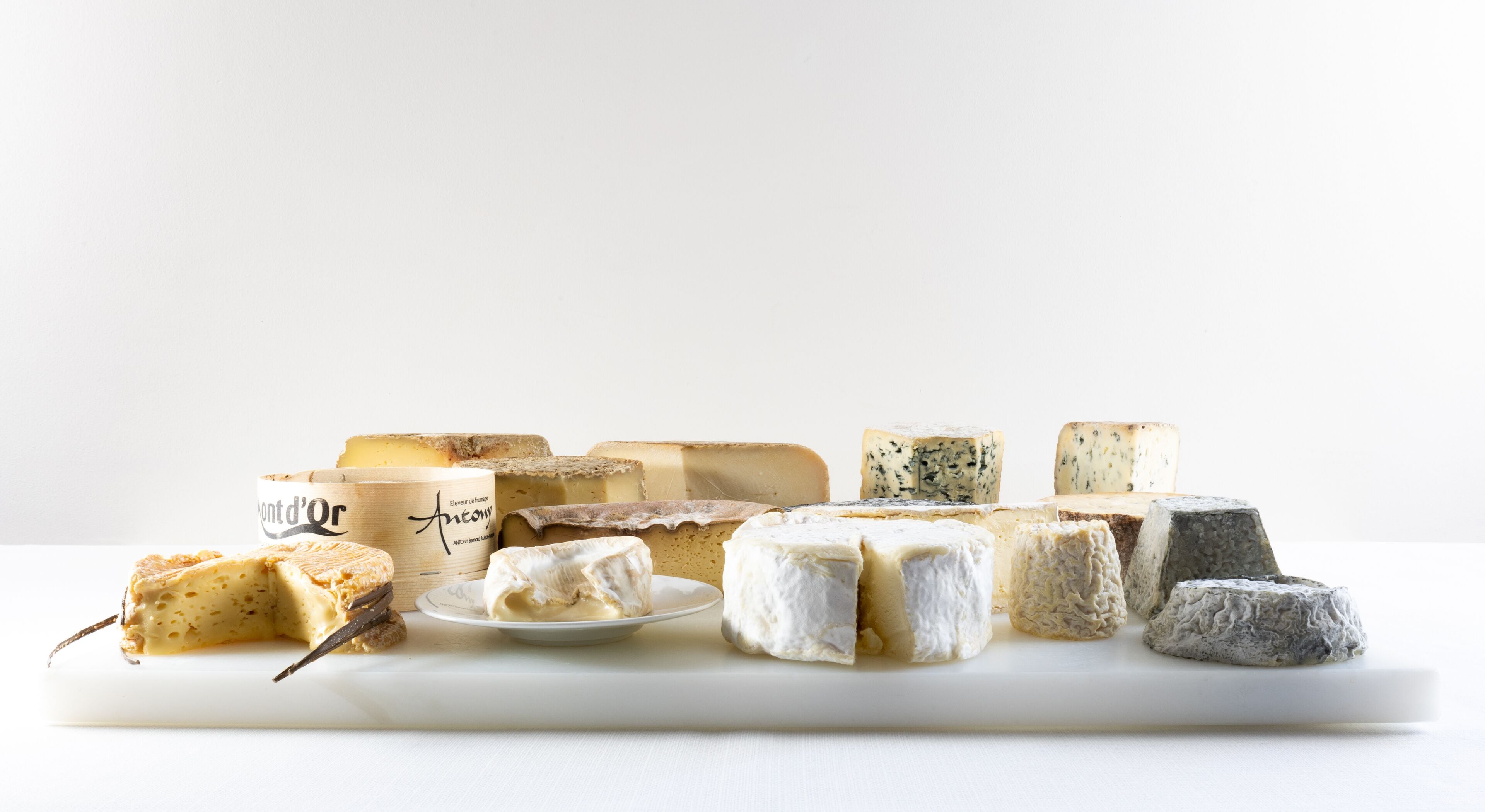 lunch and dinner served, french cuisine