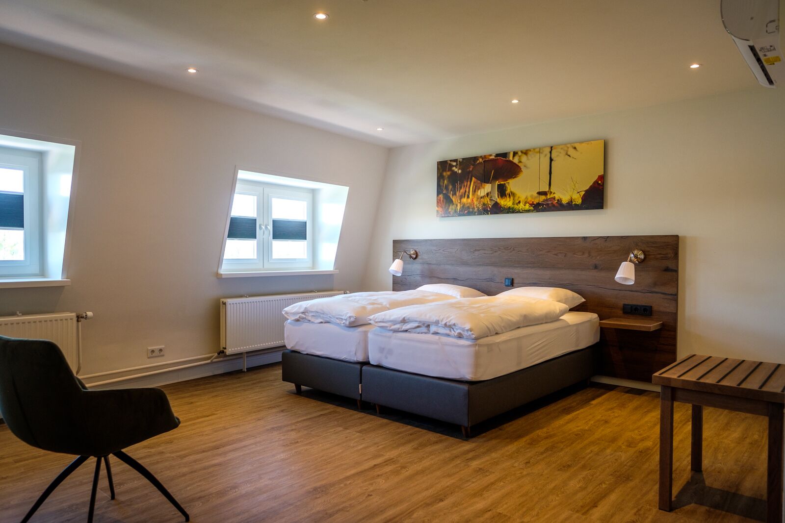 superior room | water view