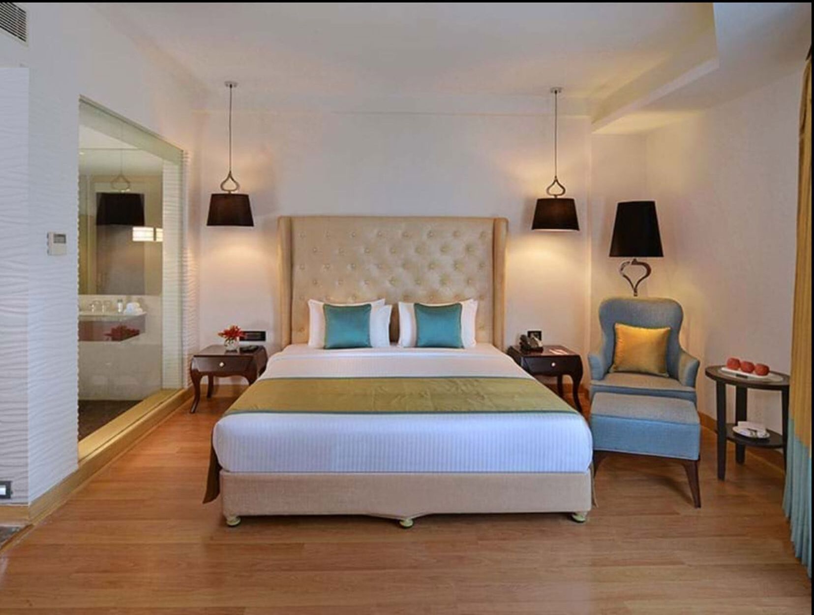Minibar, in-room safe, desk, rollaway beds