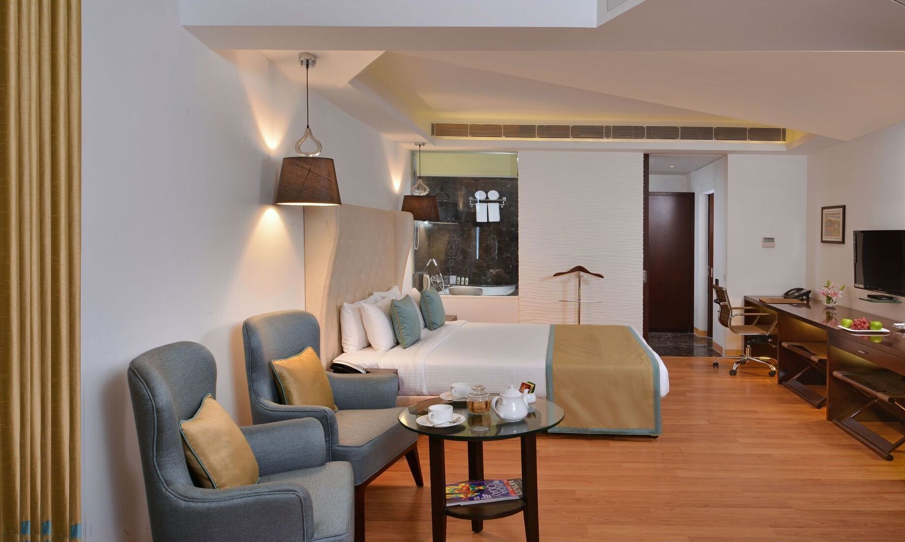 Minibar, in-room safe, desk, rollaway beds