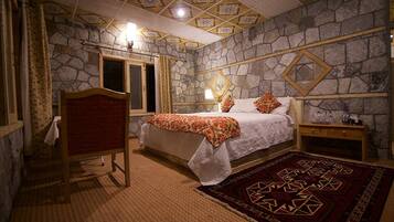 1 kamar tidur, minibar, meja kerja, dan Wi-Fi gratis