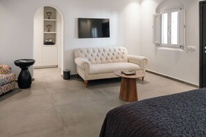 Luxury Apartment, 1 Bedroom, Private Bathroom, Ground Floor - Villa Libertad (Santorini)