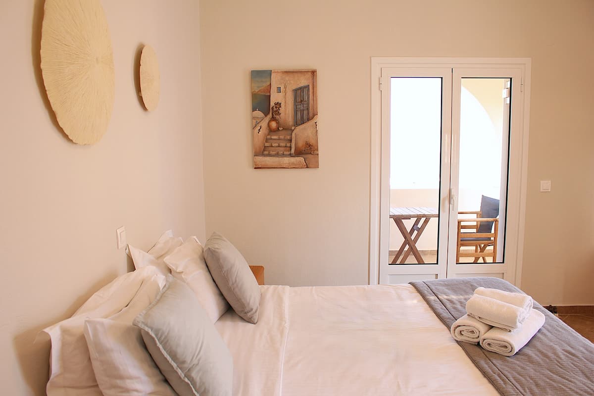 Superior Double Room, 1 King Bed, Balcony, Sea View