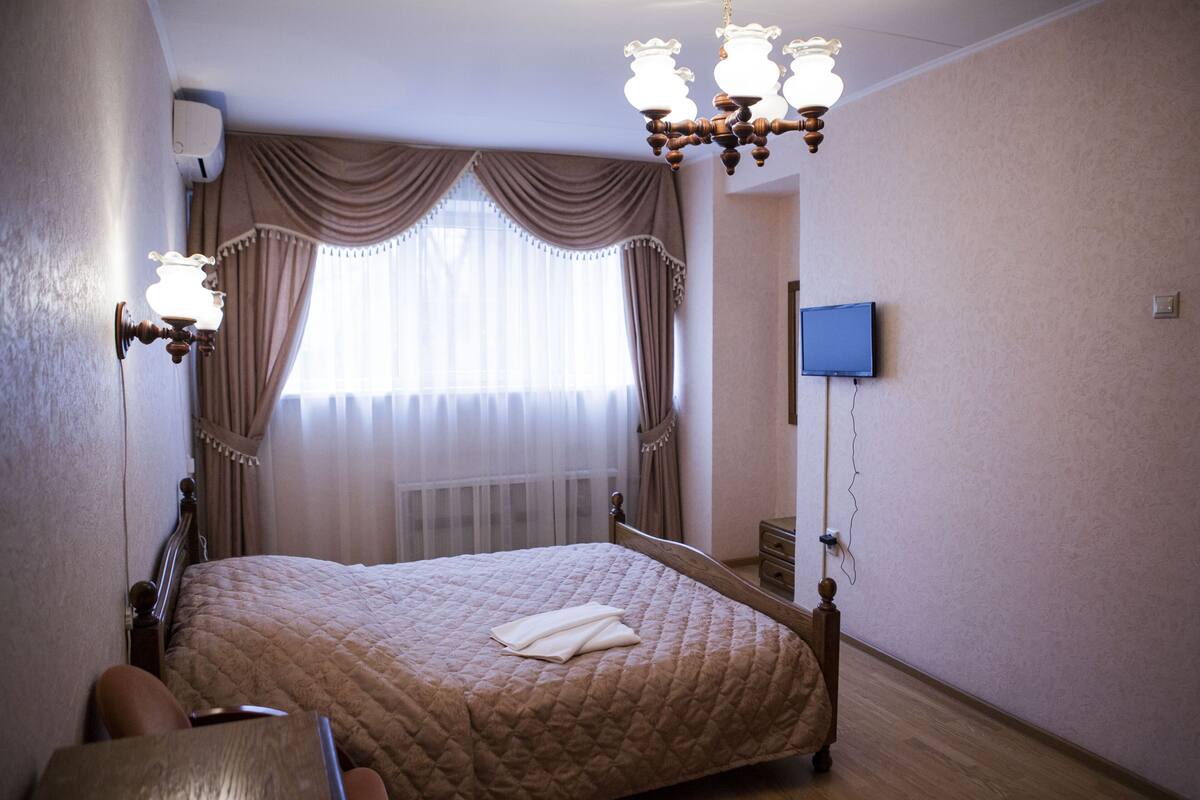 Kamar Bisnis | 1 kamar tidur dan didekorasi berbeda-beda