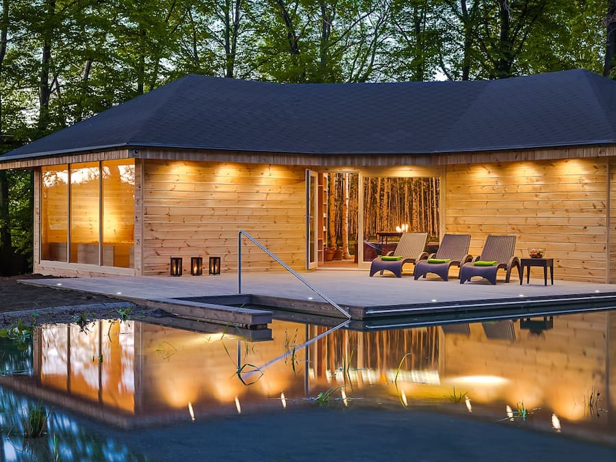 Couples treatment room(s), body treatments, aromatherapy