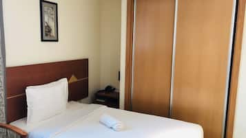 Minibar, in-room safe, soundproofing, free WiFi