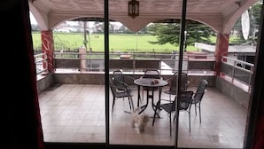 2 restaurants; breakfast, lunch, and dinner served - Starking Suites (Port Harcourt)