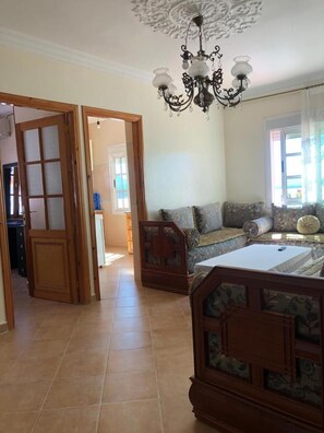 2 bedrooms, blackout curtains, free WiFi