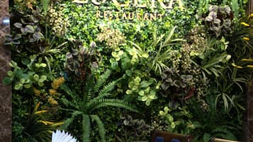 Breakfast, lunch and dinner served