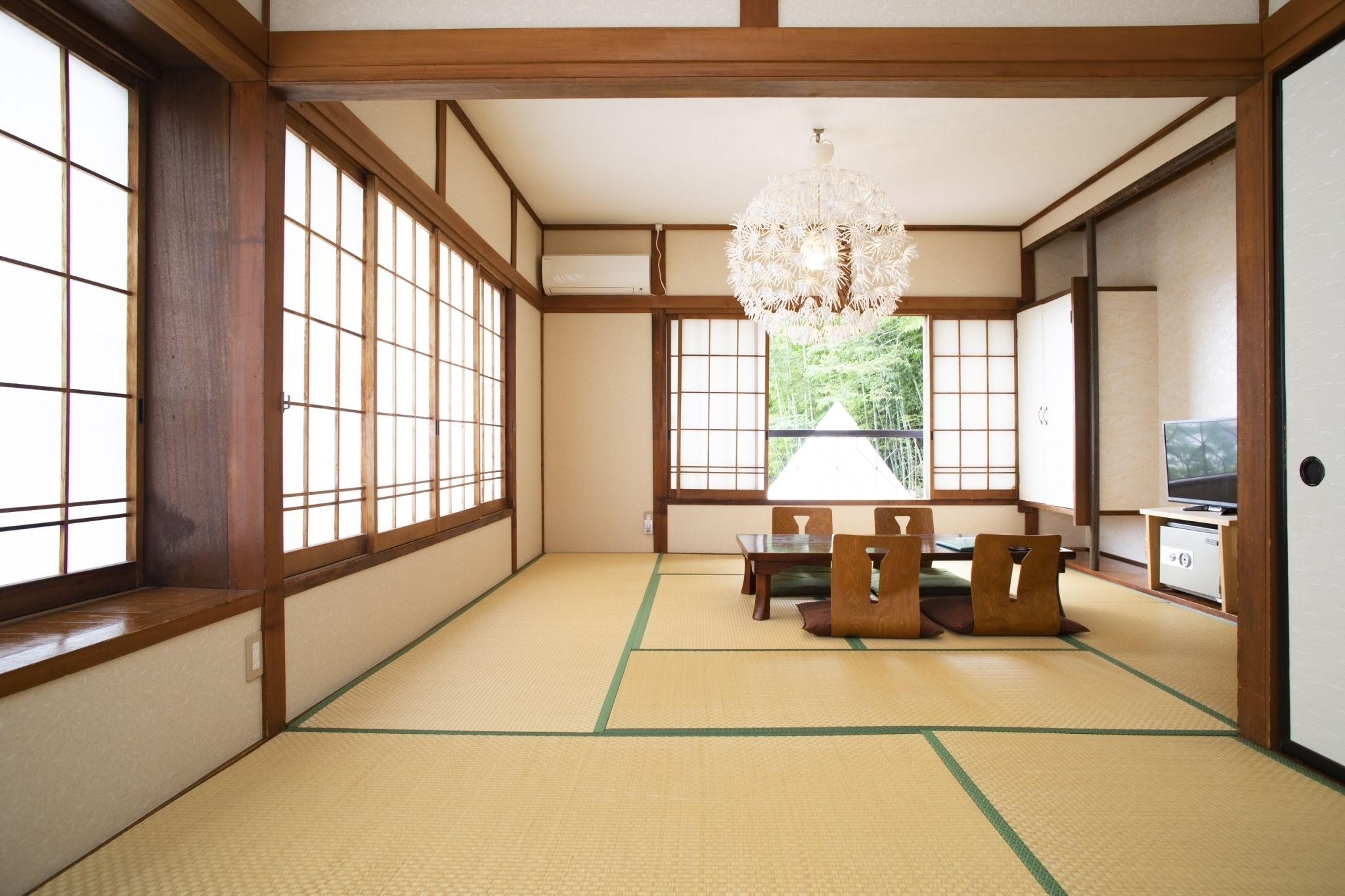 Caja de seguridad en la habitación y wifi gratis 