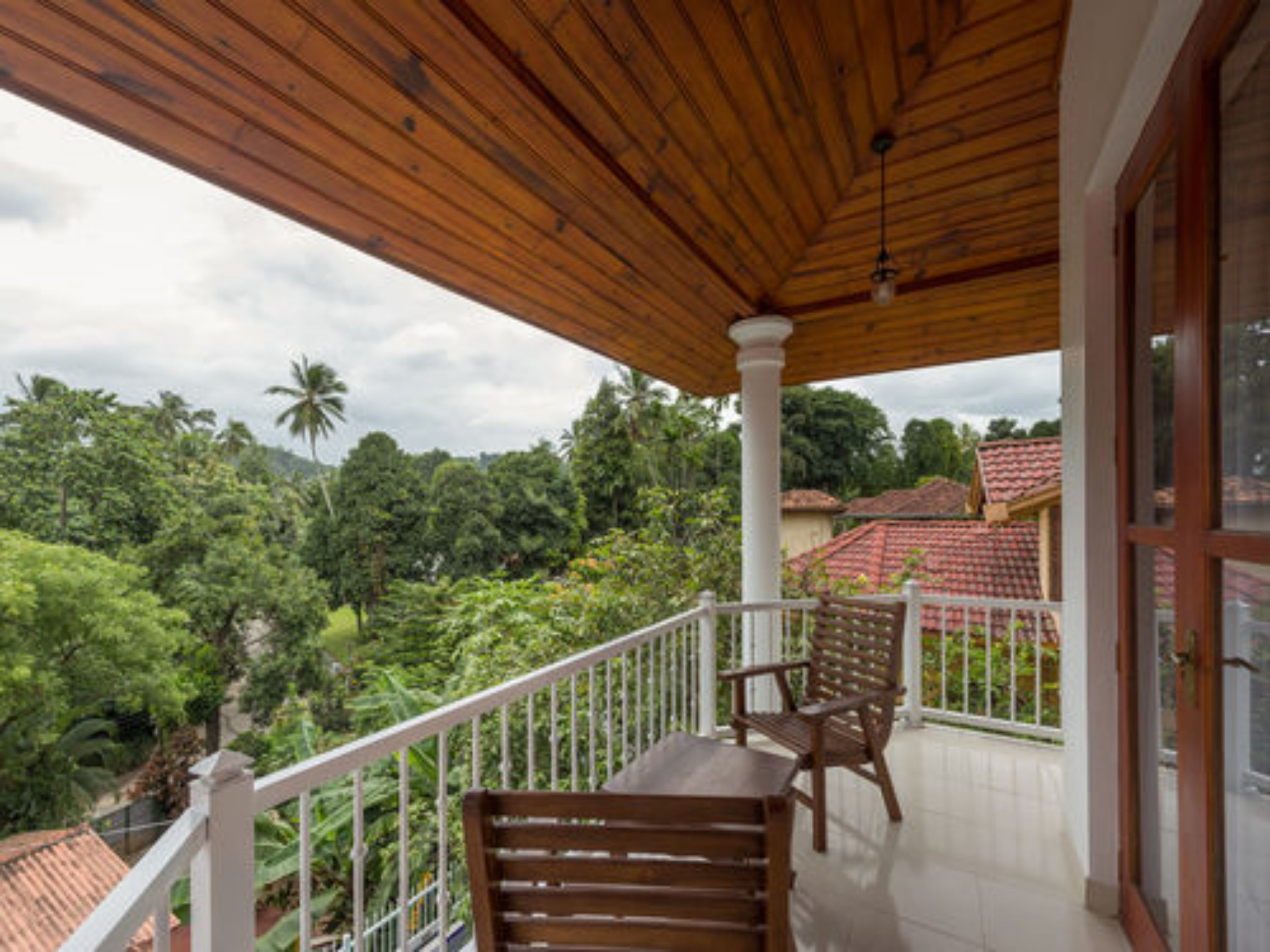 deluxe triple room, balcony, pool view | balcony